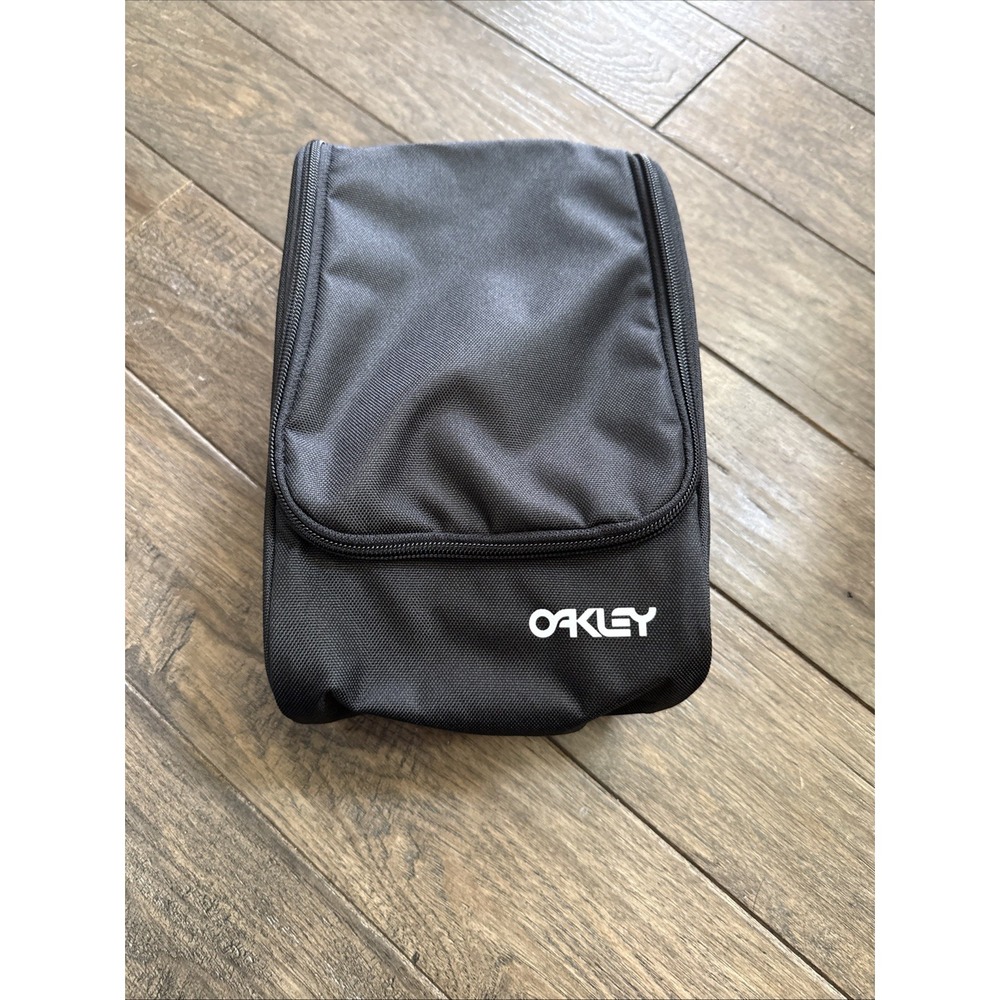 New Oakley‎ 5L Travel Pouch